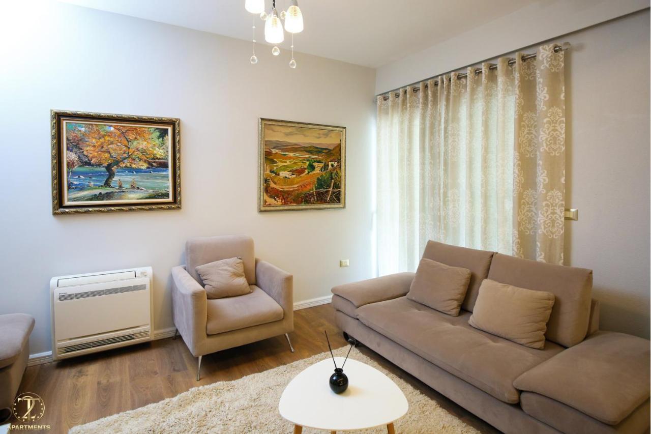 T2 City Apartments Vlorë Exterior foto