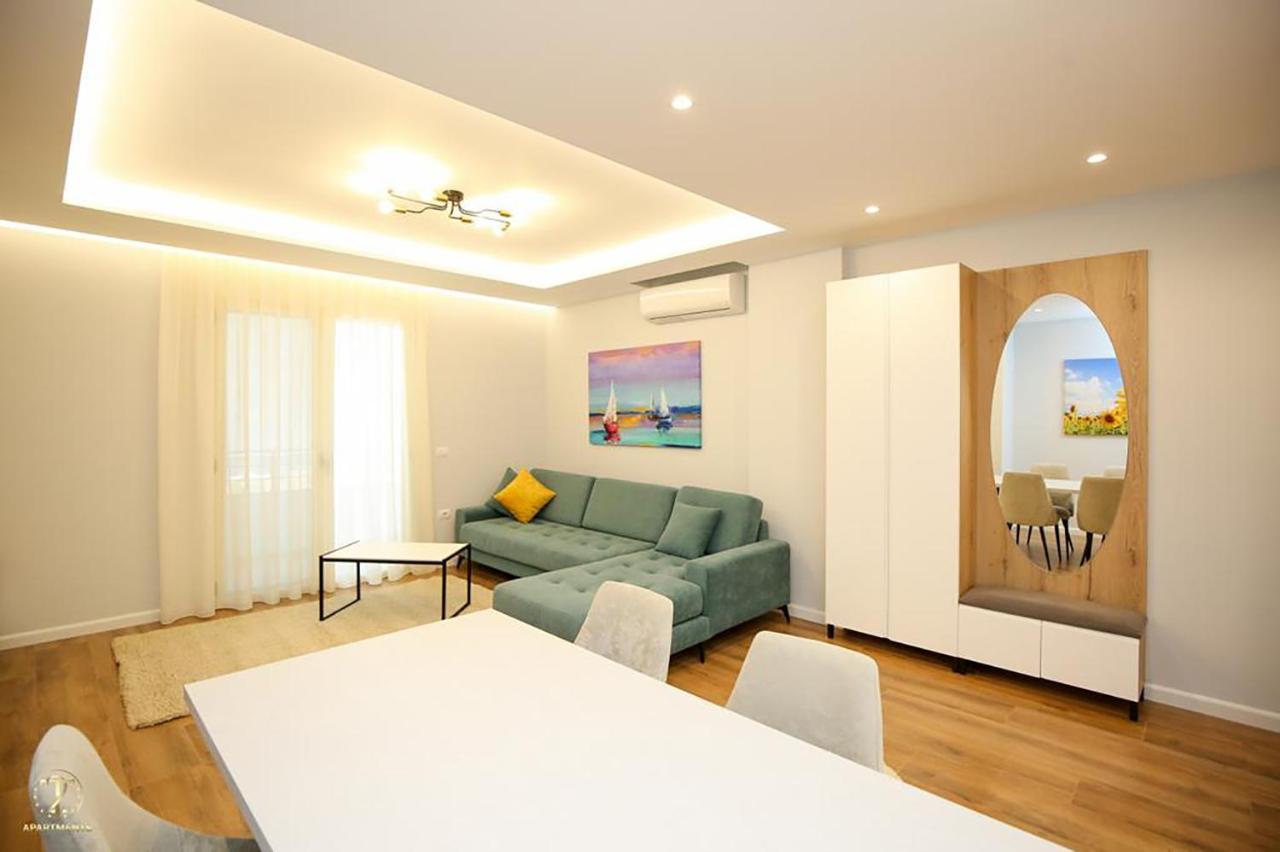 T2 City Apartments Vlorë Exterior foto